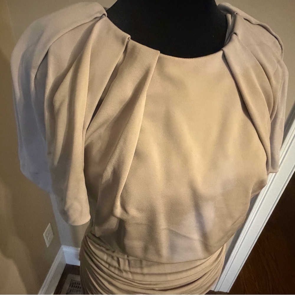 Classy Karen Millen Women's Dress in Greige - Picture 4 of 6